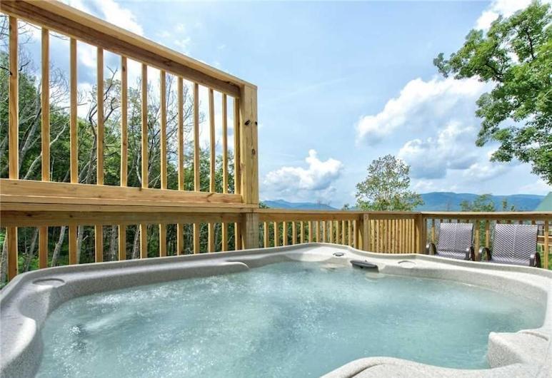 Walnut Ridge Cabin. Sleeps 7-11! Hot Tub, Pool Table, Minutes To Downtown Gatlinburg! Экстерьер фото