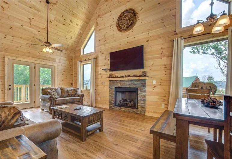 Walnut Ridge Cabin. Sleeps 7-11! Hot Tub, Pool Table, Minutes To Downtown Gatlinburg! Экстерьер фото